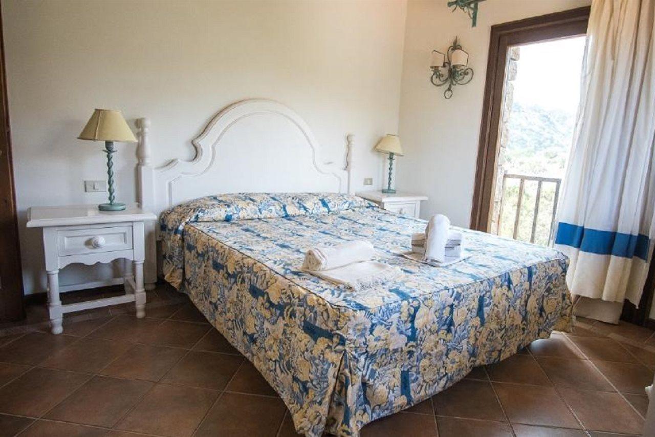 Aparthotel Il Giardino degli Oleandri Liscia di Vacca Esterno foto